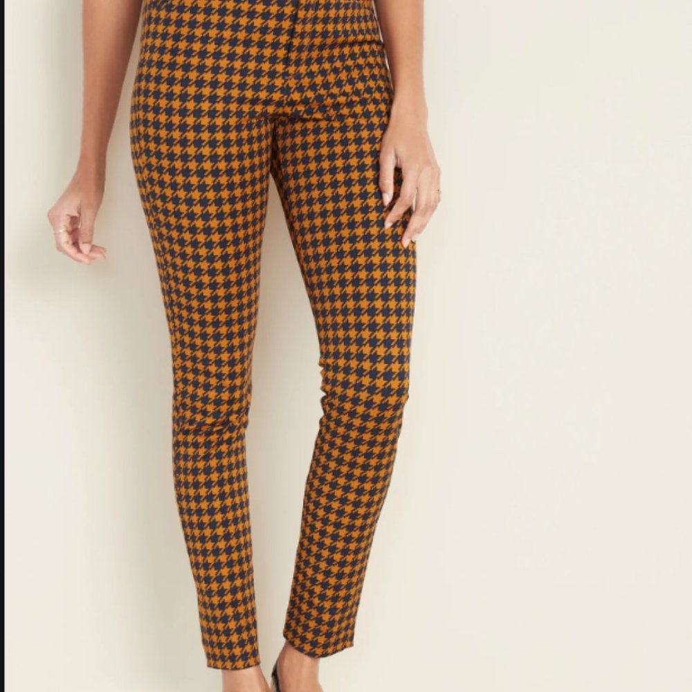 Mid-Rise Printed Pixie Ankle Pants